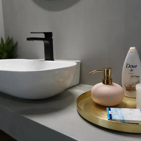 Calypso Apartment *